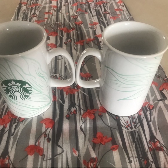 2 Starbucks Mermaid Logo cups - Picture 4 of 9
